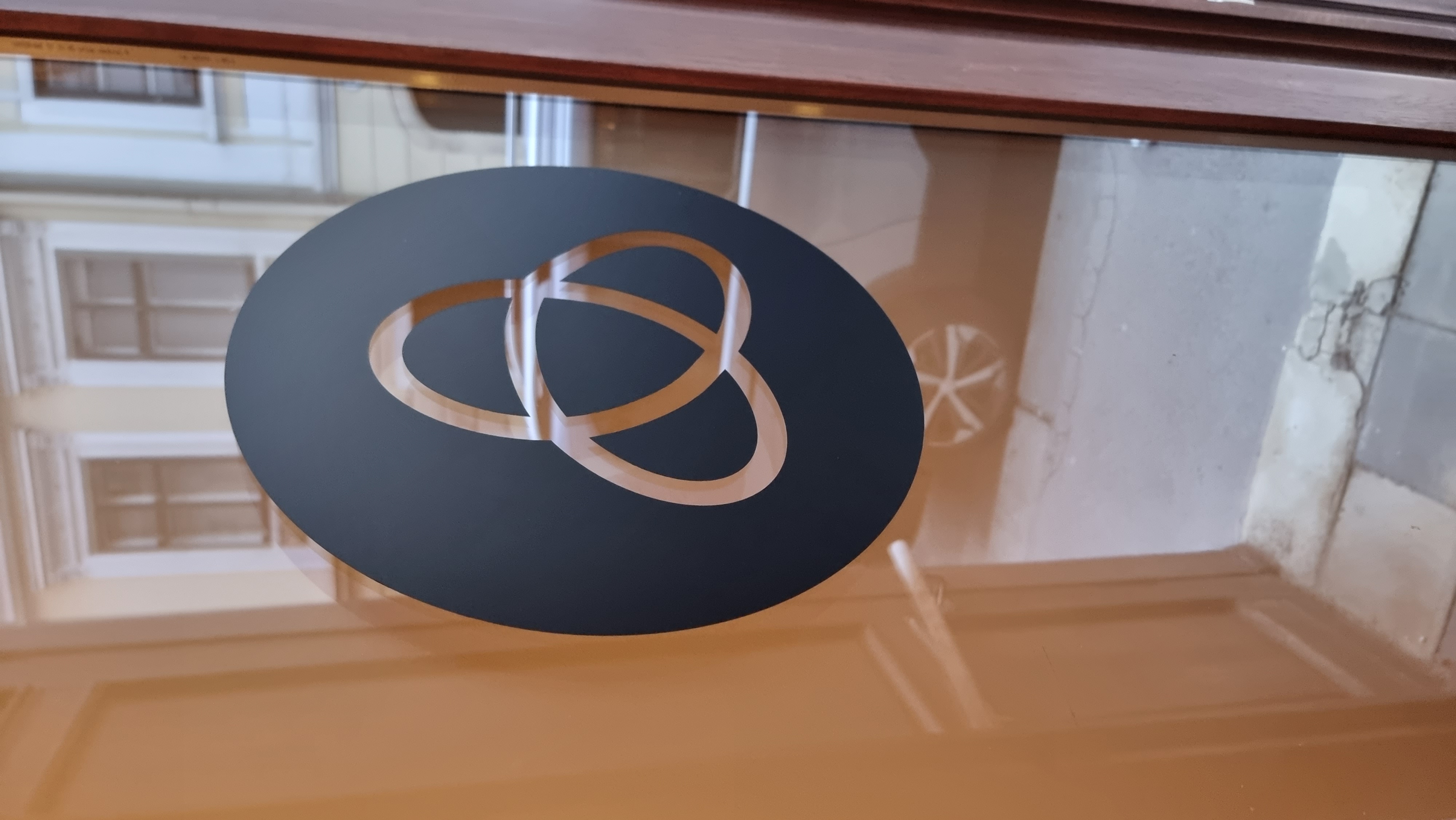 Why Knot — galerija na Dunaju